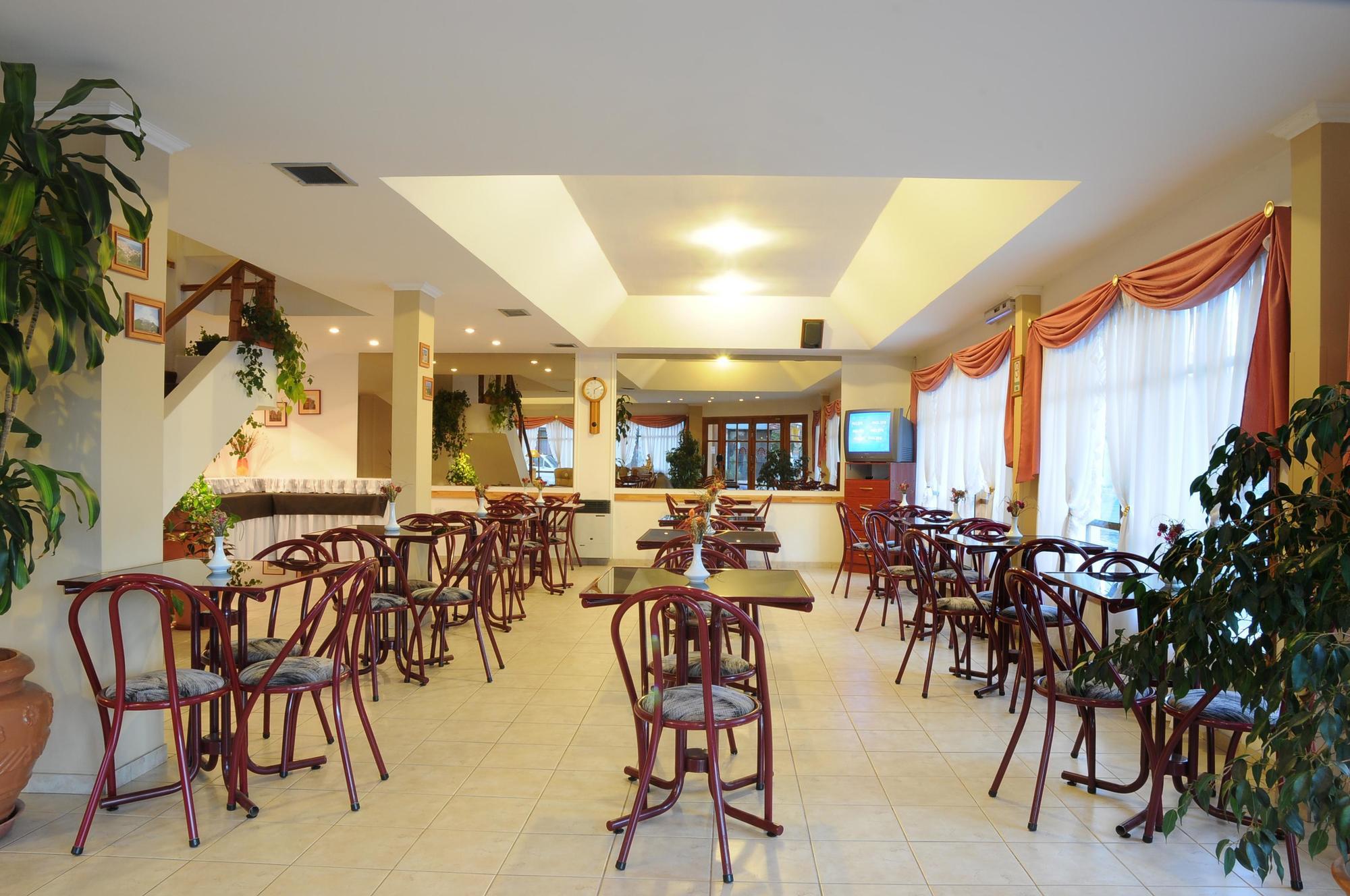 Hotel Salerno Villa Carlos Paz Extérieur photo