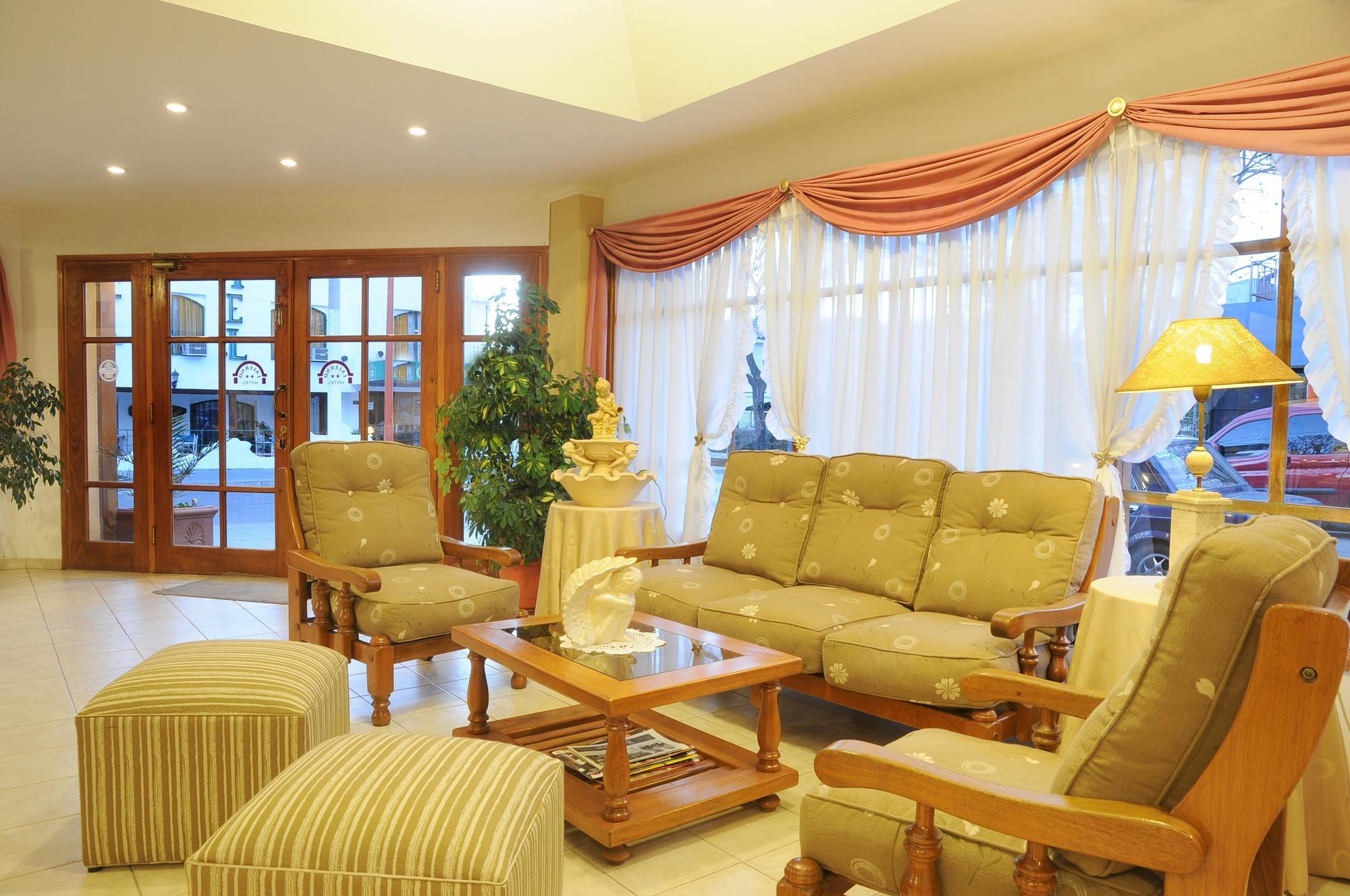 Hotel Salerno Villa Carlos Paz Extérieur photo